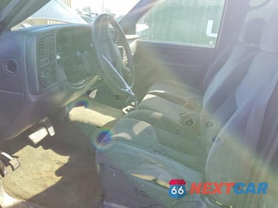 Zdjęcie 7 z 12 samochodu: 2005 GMC NEW SIERRA K1500 VIN:2GTEK13T751180651 - miniatura