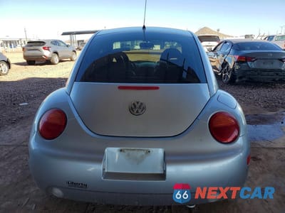 Zdjęcie 6 z 11 samochodu: 2002 VOLKSWAGEN NEW BEETLE GLS VIN:3VWCB21C62M420435 - miniatura