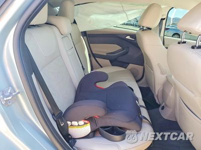 Zdjęcie 10 z 12 samochodu: 2013 FORD FOCUS BEV VIN:1FADP3R40DL364403 - miniatura