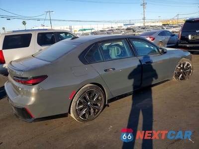 Trzecie zdjęcie samochodu z tyłu: 2025 BMW 740 I VIN:WBA23EH02SCV31345 - miniatura