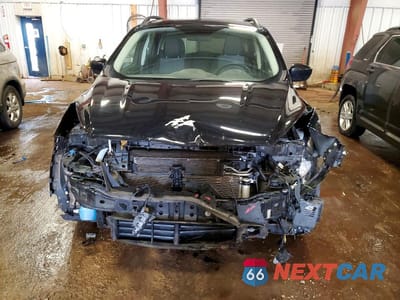 Piąte zdjęcie samochodu w środku: 2018 FORD ESCAPE SE VIN:1FMCU0GD9JUC47761 - miniatura