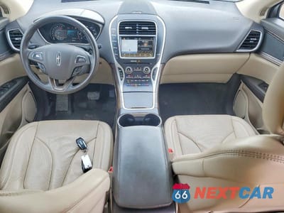 Zdjęcie 8 z 12 samochodu: 2016 LINCOLN MKX RESERVE VIN:2LMTJ8LP7GBL50090 - miniatura