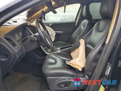 Zdjęcie 7 z 12 samochodu: 2013 VOLVO XC60 T6 VIN:YV4902DZ9D2461040 - miniatura