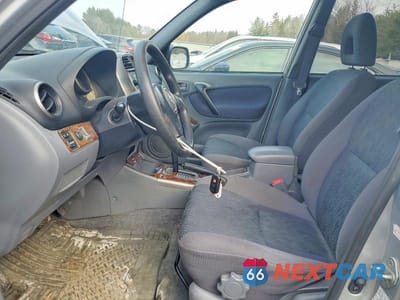 Zdjęcie 7 z 12 samochodu: 2002 TOYOTA RAV4 VIN:JTEHH20V926041774 - miniatura