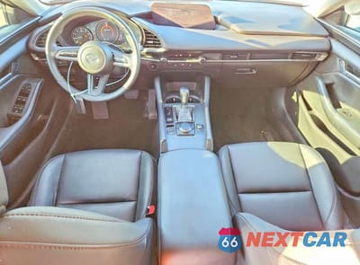 Zdjęcie 8 z 12 samochodu: 2022 MAZDA 3 SELECT VIN:3MZBPABL5NM312785 - miniatura