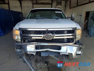 Piąte zdjęcie samochodu w środku: 2011 CHEVROLET SILVERADO K2500 HEAVY DUTY LTZ VIN:1GC1KYC80BF133730 - miniatura