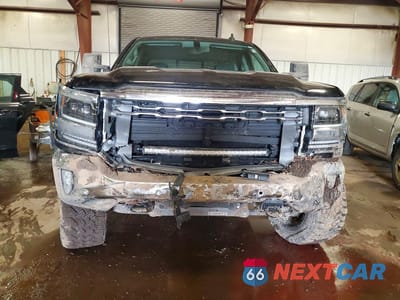 Piąte zdjęcie samochodu w środku: 2018 CHEVROLET SILVERADO K1500 LTZ VIN:1GCVKSEC8JZ337611 - miniatura