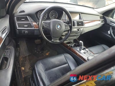 Zdjęcie 8 z 12 samochodu: 2008 BMW X5 3.0I VIN:5UXFE43578L036299 - miniatura