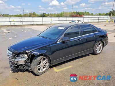 2012 MERCEDES-BENZ C 300 4MATIC WDDGF8BBXCA690550 - główne zdjęcie licytacji z USA - miniatura