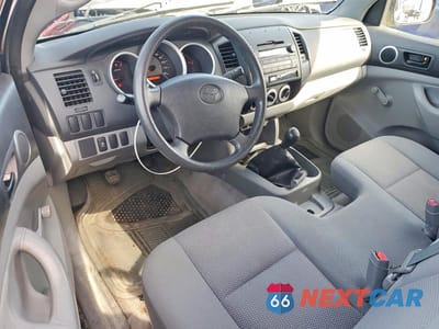 Zdjęcie 8 z 11 samochodu: 2011 TOYOTA TACOMA BASE VIN:5TFNX4CNXBX002963 - miniatura