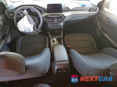 Zdjęcie 8 z 13 samochodu: 2025 FORD ESCAPE ACTIVE VIN:1FMCU9GN3SUA87701 - miniatura