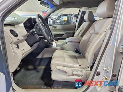 Zdjęcie 7 z 13 samochodu: 2013 HONDA PILOT LX VIN:5FNYF3H26DB033777 - miniatura