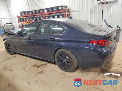 Drugie zdjęcie samochodu z przodu: 2021 BMW M550XI VIN:WBA13BK09MCF28578 - miniatura