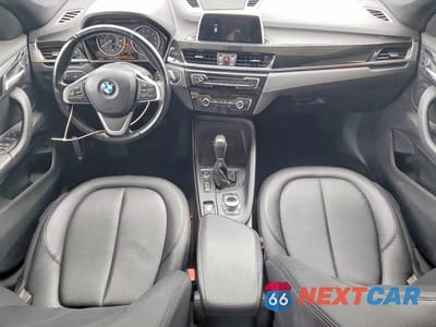 Zdjęcie 8 z 13 samochodu: 2018 BMW X1 XDRIVE28I VIN:WBXHT3Z39J4A66331 - miniatura