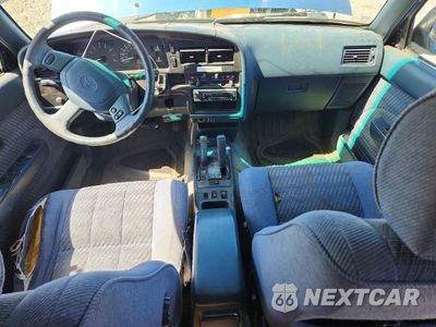 Zdjęcie 8 z 14 samochodu: 1993 TOYOTA 4RUNNER SR5 V6 VIN:JT3VN39W9P0113119 - miniatura