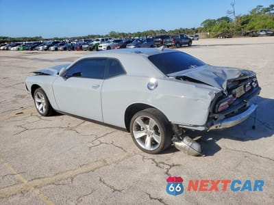 Drugie zdjęcie samochodu z przodu: 2022 DODGE CHALLENGER SXT VIN:2C3CDZAG2NH211788 - miniatura