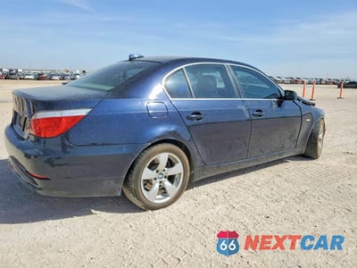 Trzecie zdjęcie samochodu z tyłu: 2008 BMW 528 I VIN:WBANU53528CT06820 - miniatura