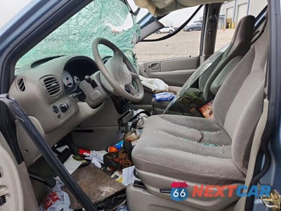 Zdjęcie 7 z 12 samochodu: 2003 CHRYSLER TOWN & COUNTRY LX VIN:2C4GP44393R258923 - miniatura