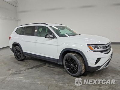 Czwarte zdjęcie samochodu z boku: 2023 VOLKSWAGEN ATLAS SE VIN:1V2HR2CA9PC520312 - miniatura