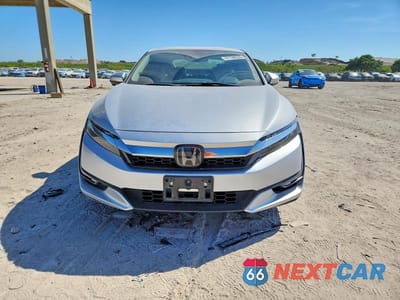 Piąte zdjęcie samochodu w środku: 2018 HONDA CLARITY TOURING VIN:JHMZC5F39JC017844 - miniatura