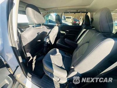Zdjęcie 8 z 11 samochodu: 2024 TOYOTA GRAND HIGHLANDER HYBRID LIMITED VIN:5TDACAB58RS018797 - miniatura