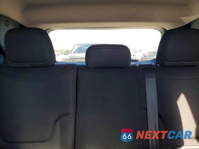Zdjęcie 10 z 13 samochodu: 2021 JEEP RENEGADE LATITUDE VIN:ZACNJCBB5MPM23091 - miniatura