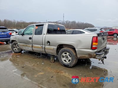 Drugie zdjęcie samochodu z przodu: 2001 CHEVROLET SILVERADO C1500 VIN:2GCEC19T411134838 - miniatura