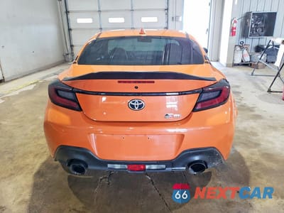 Zdjęcie 6 z 13 samochodu: 2023 TOYOTA GR86 10TH ANNIVERSARY SPECIAL EDITI VIN:JF1ZNBG15P9754848 - miniatura