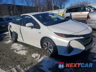 Czwarte zdjęcie samochodu z boku: 2017 TOYOTA PRIUS PRIME PREMIUM VIN:JTDKARFP4H3063871 - miniatura