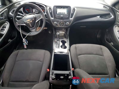 Zdjęcie 8 z 12 samochodu: 2017 CHEV MALIBU LT VIN:1G1ZE5ST6HF245271 - miniatura