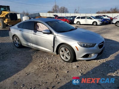 Czwarte zdjęcie samochodu z boku: 2018 BUICK REGAL PREFERRED VIN:W04GL6SX4J1114740 - miniatura