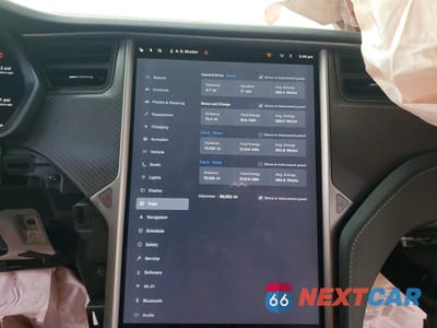 Zdjęcie 9 z 14 samochodu: 2018 TESLA MODEL X VIN:5YJXCBE43JF127275 - miniatura