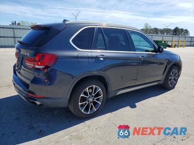 Trzecie zdjęcie samochodu z tyłu: 2018 BMW X5 SDRIVE35I VIN:5UXKR2C57J0X08859 - miniatura