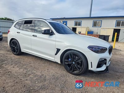 Czwarte zdjęcie samochodu z boku: 2018 BMW X3 XDRIVEM40I VIN:5UXTS3C54JLA45864 - miniatura