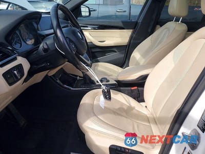 Zdjęcie 7 z 11 samochodu: 2016 BMW X1 XDRIVE28I VIN:WBXHT3C39G5E51819 - miniatura