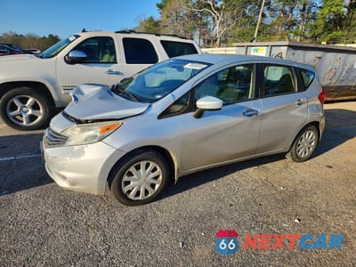 2015 NISSAN VERSA NOTE SV 3N1CE2CP7FL429413 - główne zdjęcie licytacji z USA - miniatura