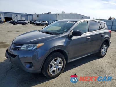 2015 TOYOTA RAV4 LE JTMZFREV6FD077858 - główne zdjęcie licytacji z USA - miniatura