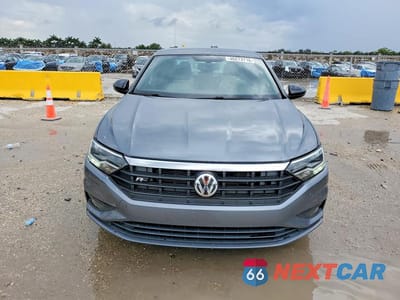Piąte zdjęcie samochodu w środku: 2021 VOLKSWAGEN JETTA S VIN:3VWC57BU9MM079014 - miniatura