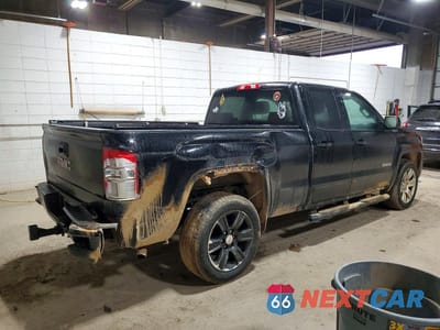 Trzecie zdjęcie samochodu z tyłu: 2017 GMC SIERRA K1500 VIN:1GTV2LEC0HZ310371 - miniatura