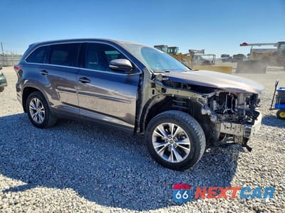Czwarte zdjęcie samochodu z boku: 2016 TOYOTA HIGHLANDER LE PLUS VIN:5TDBKRFH9GS253605 - miniatura