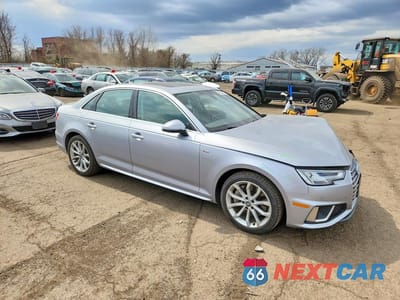 Czwarte zdjęcie samochodu z boku: 2019 AUDI A4 PREMIUM PLUS VIN:WAUENAF45KA025803 - miniatura