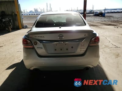 Zdjęcie 6 z 12 samochodu: 2015 NISSAN ALTIMA 2.5 S VIN:1N4AL3AP8FC578076 - miniatura