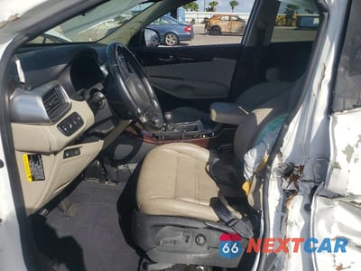 Zdjęcie 7 z 13 samochodu: 2016 KIA SORENTO EX V6 VIN:5XYPH4A53GG158457 - miniatura