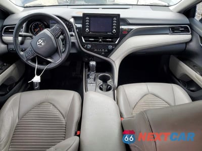 Zdjęcie 8 z 11 samochodu: 2022 TOYOTA CAMRY SE VIN:4T1G11AK1NU659010 - miniatura