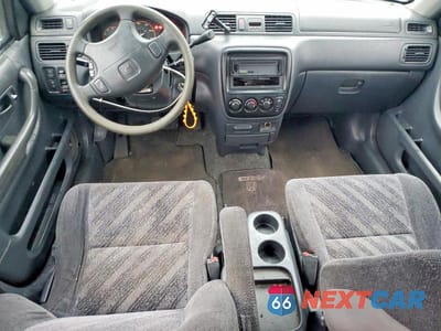 Zdjęcie 8 z 13 samochodu: 2001 HONDA CR-V LX VIN:JHLRD18461C052423 - miniatura
