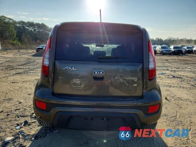 Zdjęcie 6 z 12 samochodu: 2012 KIA SOUL + VIN:KNDJT2A65C7478971 - miniatura