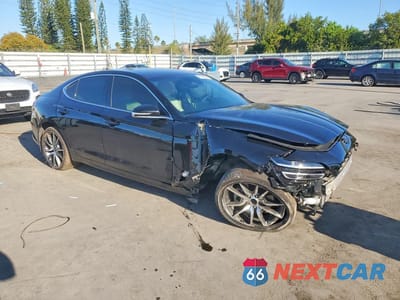 Czwarte zdjęcie samochodu z boku: 2023 GENESIS G70 2.0T VIN:KMTG34TA1PU135171 - miniatura