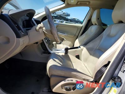 Zdjęcie 7 z 11 samochodu: 2010 VOLVO XC60 3.2 VIN:YV4960DZ9A2104486 - miniatura