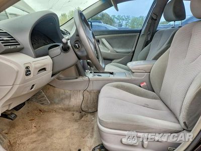 Zdjęcie 7 z 11 samochodu: 2010 TOYOTA CAMRY LE VIN:4T1BF3EK7AU111041 - miniatura