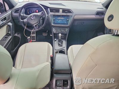 Zdjęcie 8 z 13 samochodu: 2019 VOLKSWAGEN TIGUAN SE VIN:3VV3B7AX2KM168574 - miniatura